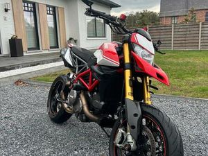 ② DUCATI HYPERMOTARD 950 SP
