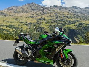 KAWASAKI NINJA H2 SX SE