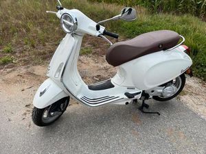 VESPA PRIMAVERA 50 4T 2023