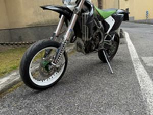KAWASAKI KXF 450 MOTARD