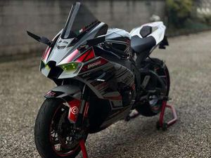 KAWASAKI NINJA ZX-10R VERDE