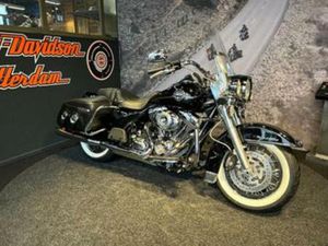 HARLEY-DAVIDSON FLHRC ROAD KING CLASSIC (BJ 2009) — MOTOREN | HARLEY-DAVIDSON — MARKTPLAATS