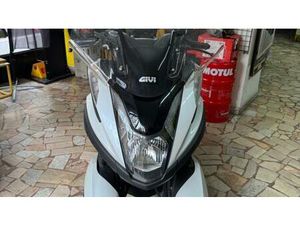 VENDO YAMAHA TRICITY 125 (2014 - 17) USATA A TORINO (CODICE 9889905) - MOTO.IT