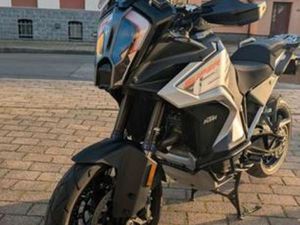 KTM - 1290 SUPER ADVENTURE S + TECHP