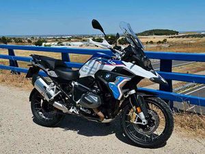 BMW - R1250GS HP