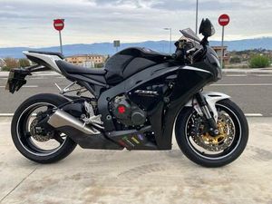 HONDA - CBR 1000 FIREBLADE