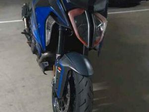 KTM - SUPER DUKE GT 1290