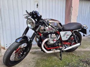 MOTO GUZZI V 7 RACER NERO