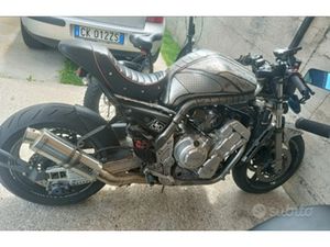 YAMAHA FZS 1000 CAFÈ RACER