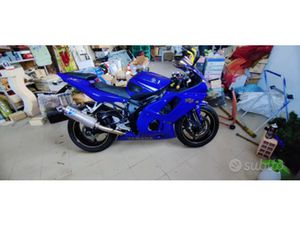YAMAHA YZF R6