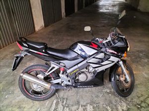 HONDA CBR125R
