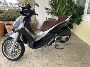 PIAGGIO BEVERLY 300 TOP ZUSTAND