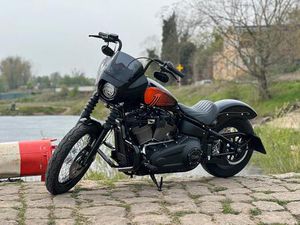HARLEY DAVIDSON STREET BOB 114
