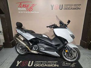 YAMAHA TMAX 530