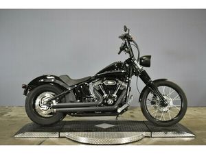 2011 HARLEY-DAVIDSON BLACKLINE