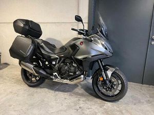 ② HONDA NT1100 DCT MET URBAN PACK VAN 1STE EIGENAAR