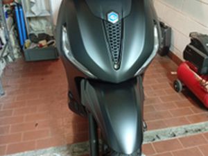 PIAGGIO BEVERLY 300 S 2025 KM100