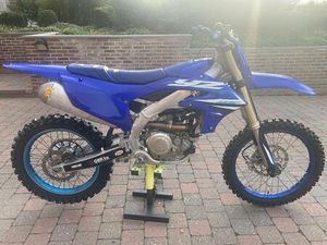 ② YAMAHA YZF450 VAN2025