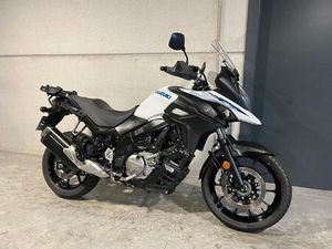 ② SUZUKI DL650 V-STROM MET BASIC KIT EN TOPCASEDRAGER