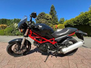 DUCATI MONSTER 695