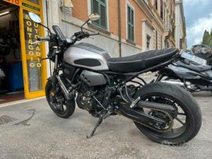 YAMAHA XSR 700 ABS