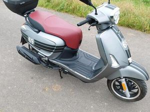 MOTORROLLER KYMCO 125I LIKE 2 , WENIG KM , TÜV NEU , ABS ,NAVI