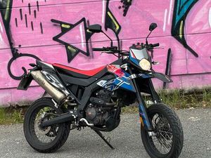 VERKAUFE APRILIA SX 125