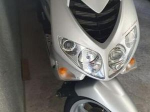 PEUGEOT ROLLER SPEEDFIGHT ZWEI WASSER GEKÜHLT