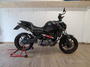 YAMAHA MT03
