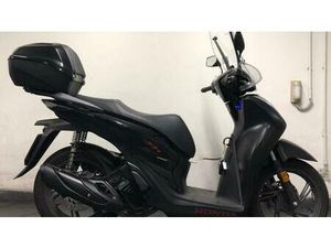 VENDO HONDA SH 150I SPORT (2024 - 25) USATA A SARONNO (CODICE 9889608) - MOTO.IT