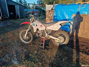 YZ 200WR