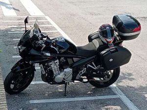 SUZUKI BANDIT 650 MOTO PERFETTA IN TUTTO GOMME E TRASMISSIONE NUOVI NERO