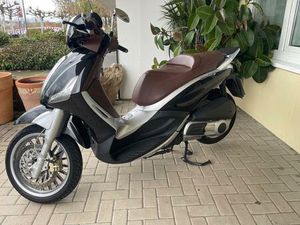 PIAGGIO PIAGGIO BEVERLY 300 TOP ZUSTAND