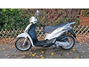 PIAGGIO LIBERTY 50, 4 TAKT, LUFTGEKÜHLT, 45 KM/H , MOTORROLLER