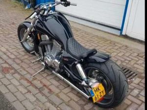 SUZUKI VS 1400 LIMITED EDITION CUSTOM — MOTOREN | SUZUKI — MARKTPLAATS