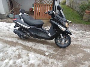 PIAGGIO XEVO 2010R PISARZOWICE