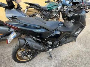 YAMAHA T MAX 560 - 2024