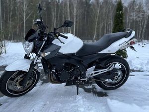 SUZUKI GSR 600 SUPER STAN MALY PRZEBIEG WLOCLAWEK