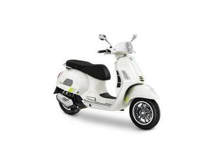 VENDO VESPA GTS 125 SUPER TECH (2025) NUOVA A MONZA (CODICE 9889622) - MOTO.IT