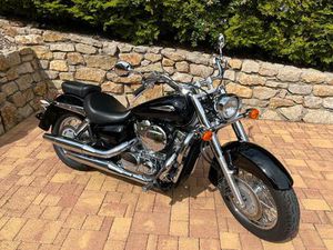 HONDA VT 750 MIT ABS SHADOW CLASSIC SCHWARZ/CHROM TÜV/AU NEU