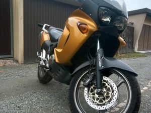 HONDA VARADERO XL1000 – BASTLERBIKE / PROJEKT