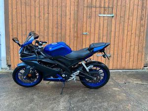 YAMAHA YZF-R125