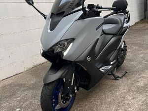 YAMAHA TMAX 560 2020