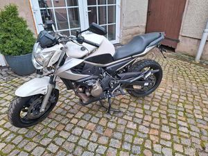YAMAHA XJ6