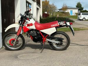 YAMAHA XT 350