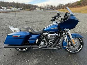 2022 HARLEY DAVIDSON ROAD GLIDE W/ EXTRAS FINANCING AVAILABLE