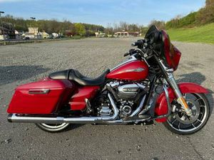 2021 HARLEY DAVIDSON STREET GLIDE W/ EXTRAS FINANCING AVAILABLE