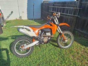 2011 KTM 350 SX WITH WOODS SUSPENSION.