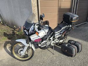 HONDA AFRICA TWIN XRV750 CANTON TESSIN -