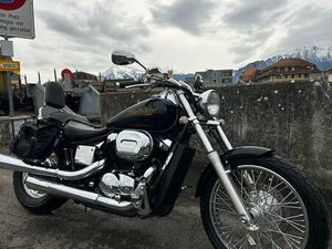 HONDA BLACK WIDOW VT 750DC CANTON BERNE -